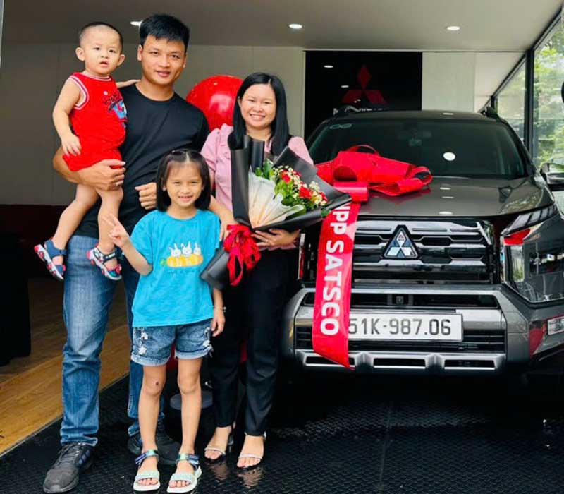 Hình ảnh hoạt động tư vấn xe tại Nghệ An