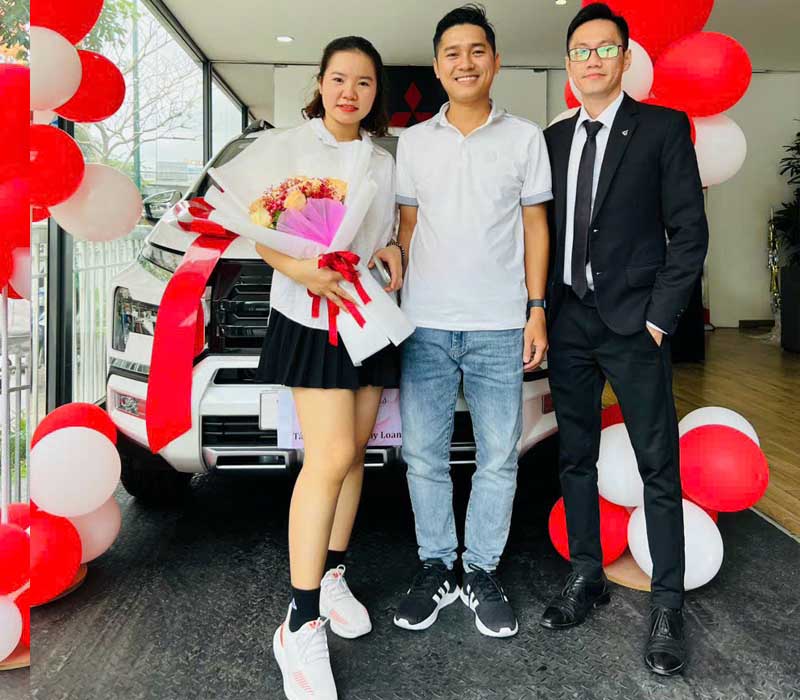 Hình ảnh hoạt động tư vấn xe tại Nghệ An